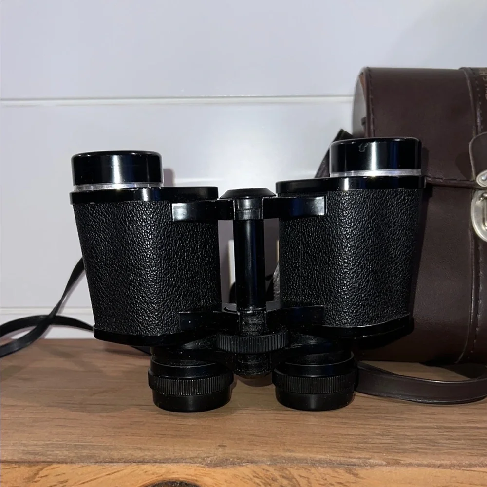 Vintage Bell & Howell 8 X 30 Binoculars with Brown Leather Case - Picture 9 of 16